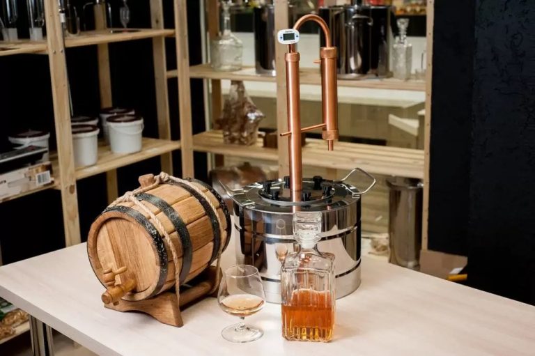 Особенности дробной перегонки зернового спирта сырца