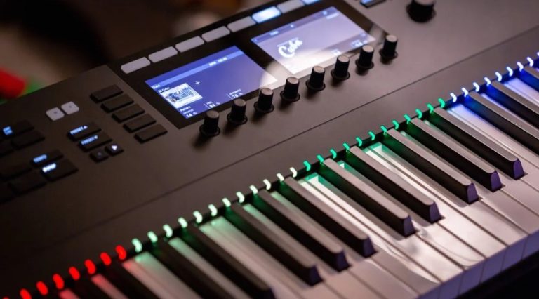 Як вибрати синтезатор: поради для тих, хто хоче створювати музику без меж