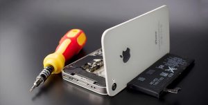 Что стоит знать перед заменой аккумулятора iPhone?