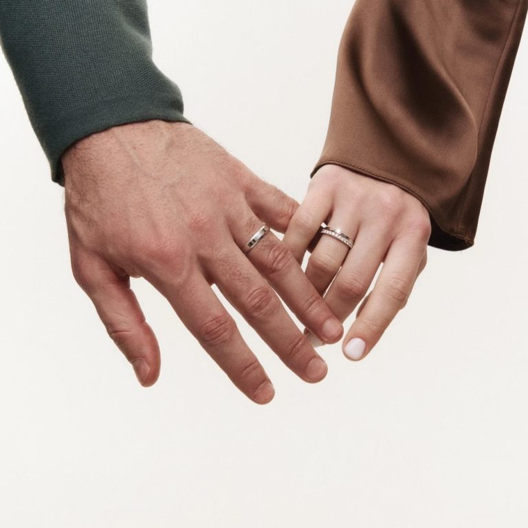 Каблучки з діамантами: від важливих моментів до стильних вечірніх образів