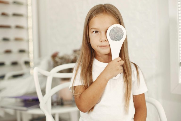 Вибір офтальмологічної клініки для дитини: що потрібно знати