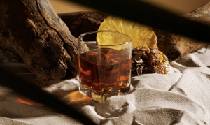 Чи є у коньяку термін придатності: відповіді на всі питання