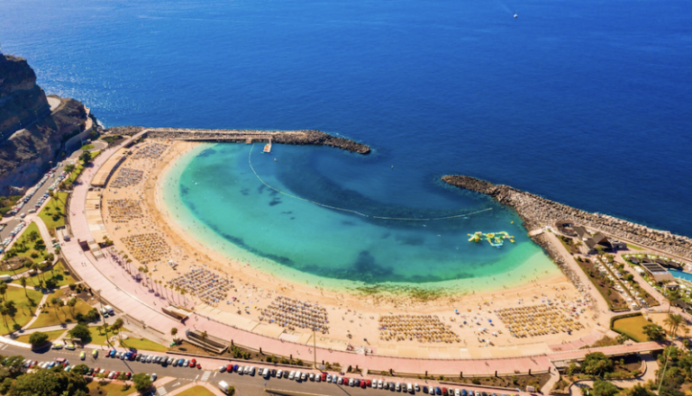 Коли краще летіти на Кіпр: поради туристам щодо погоди