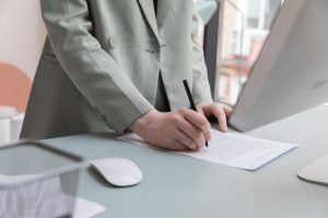 Апостиль МОН: підтвердження дійсності освітніх документів для використання за кордоном